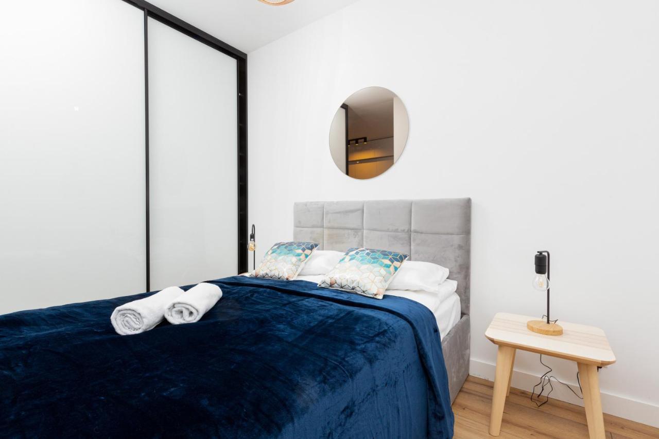 Atrium Promenada Apartments Goclaw By Noclegi Renters Warszawa Eksteriør billede