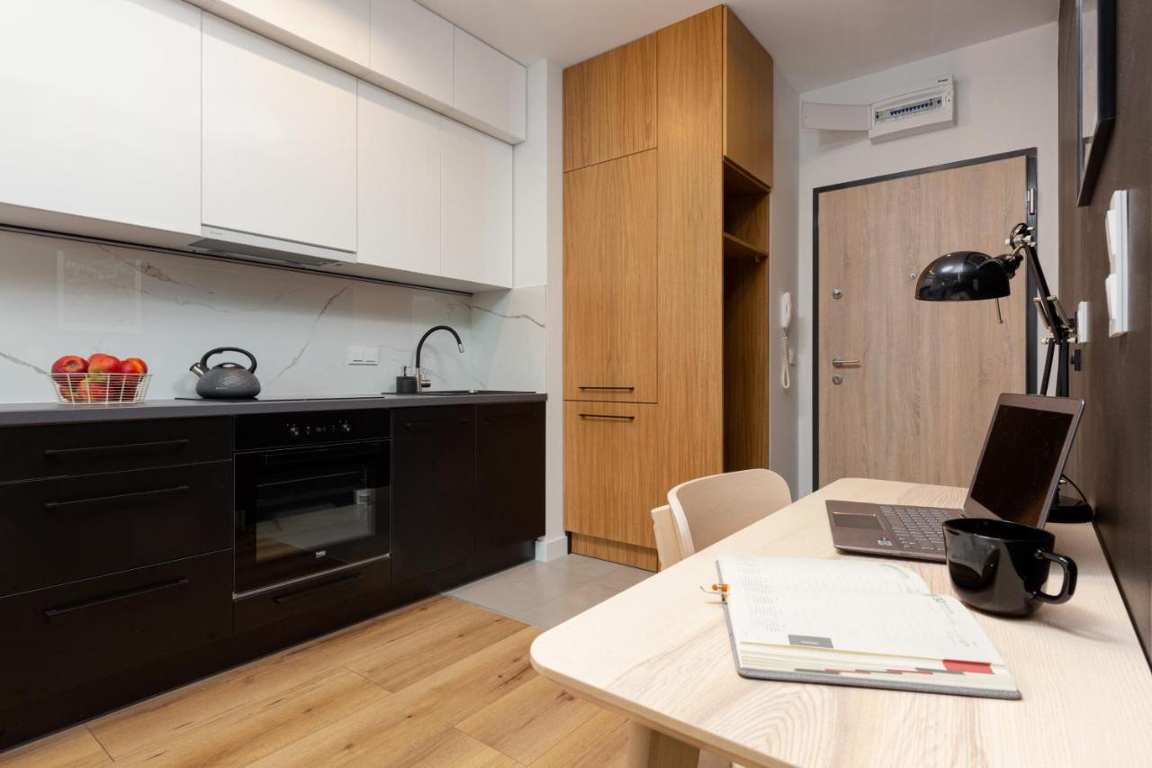 Atrium Promenada Apartments Goclaw By Noclegi Renters Warszawa Eksteriør billede